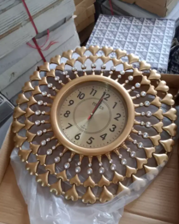 New Wall Clock's Available for Sale in Multan