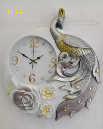 New Wall Clock  with modern style Available for Sale in Multan