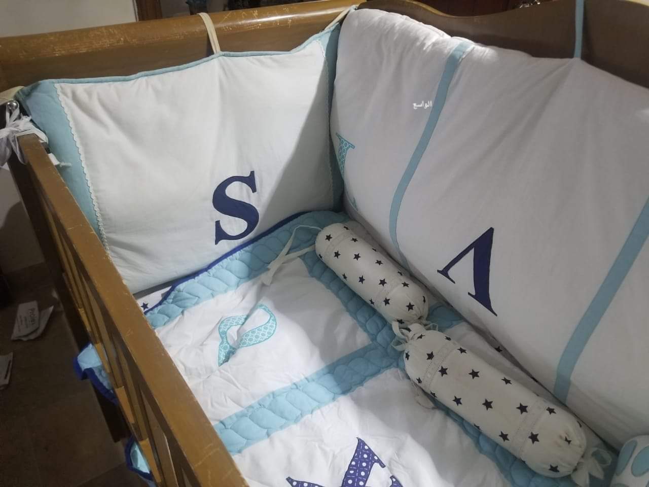 Wooden Crib Strong for 1 to 4 years kid