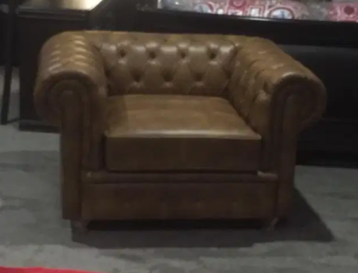 7 seater cheaters sofa Available for Sale
