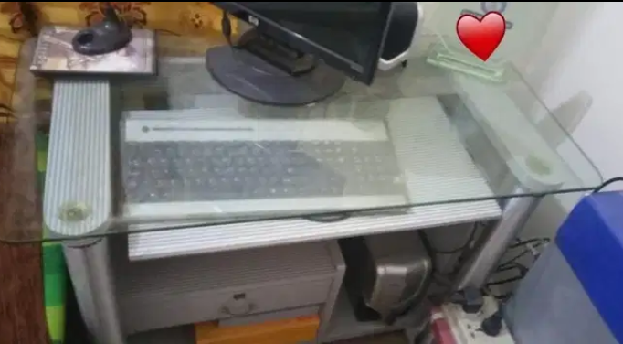 Computer table Available for Sale in Sialkot