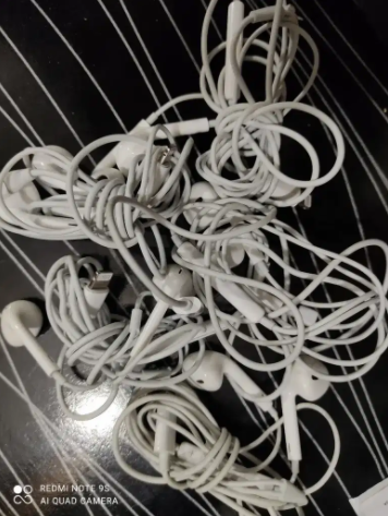 iPhone 7 plus 8 plus 11 pro Max original handsfree Available for Sale