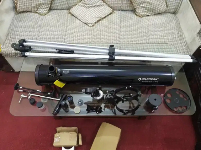 Telescope Clestron 114EQ Powerseeker Available for sale