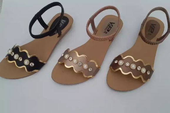 Ladies sandals and slippers sale upto 50% off
