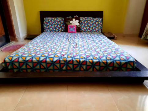 Floor bed with spring mattress Available for Sale