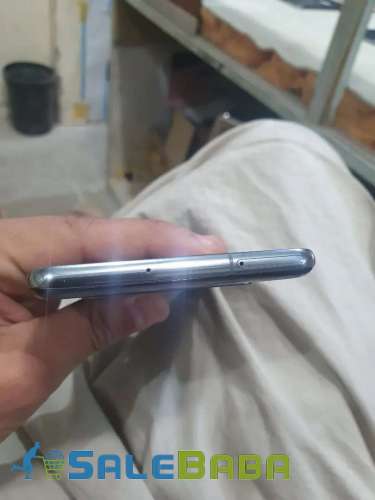 Samsung S10 plus 5g Minor dot/Cash on delivery avail