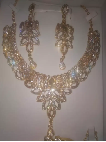 Jewelry set unique design