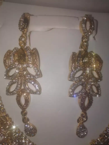 Jewelry set unique design