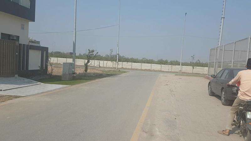 Facing School Ground 5 marla Park View Villas Park View Villas, Lahore, Punjab