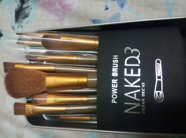 Naked 3 branded makeup brushes