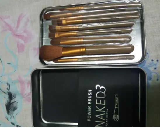 Naked 3 branded makeup brushes