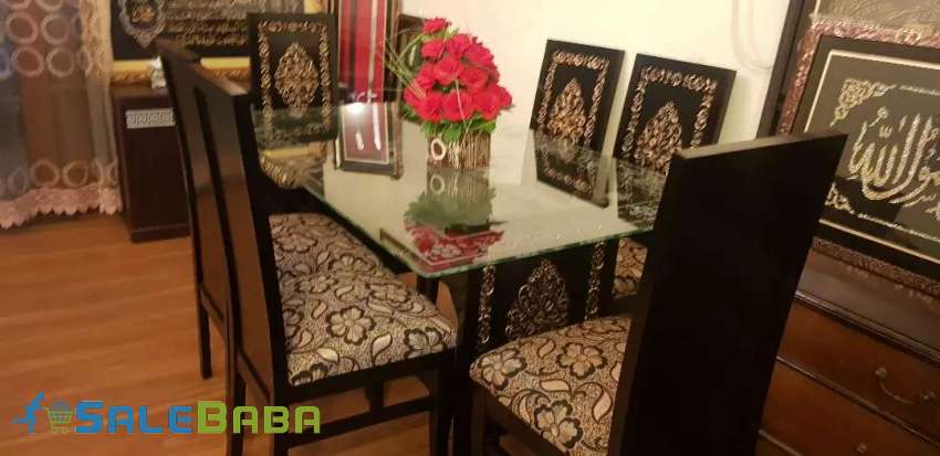 Beautiful 6chairs dining set elegant look almost new condition DHA Phase 1, Laho