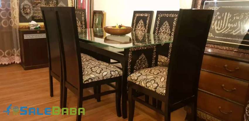 Beautiful 6chairs dining set elegant look almost new condition DHA Phase 1, Laho