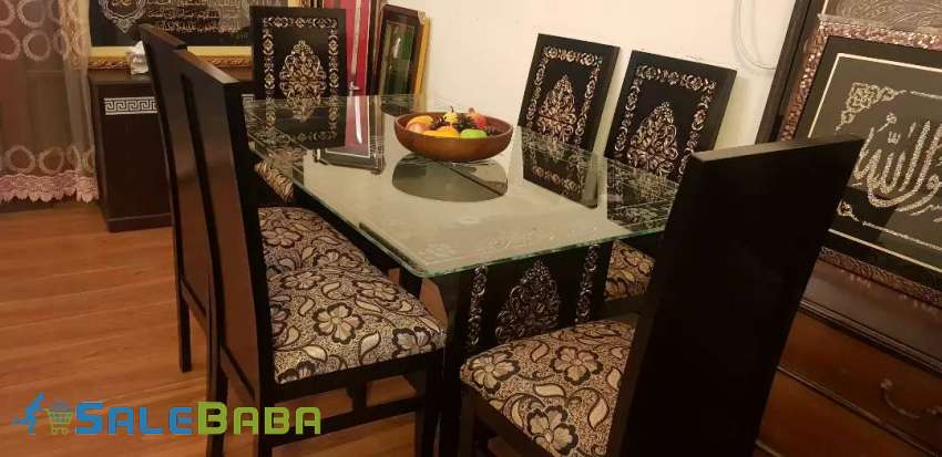 Beautiful 6chairs dining set elegant look almost new condition DHA Phase 1, Laho
