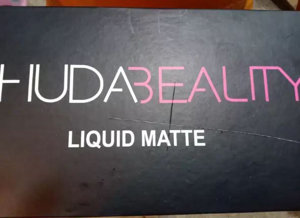 HUDA'S BEAUTY MAKEUP