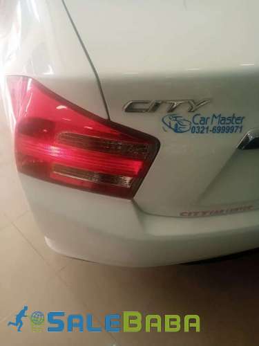 2019  24,000 km Honda city prosmetic 2019 auto Faisal Town, Lahore, Punjab