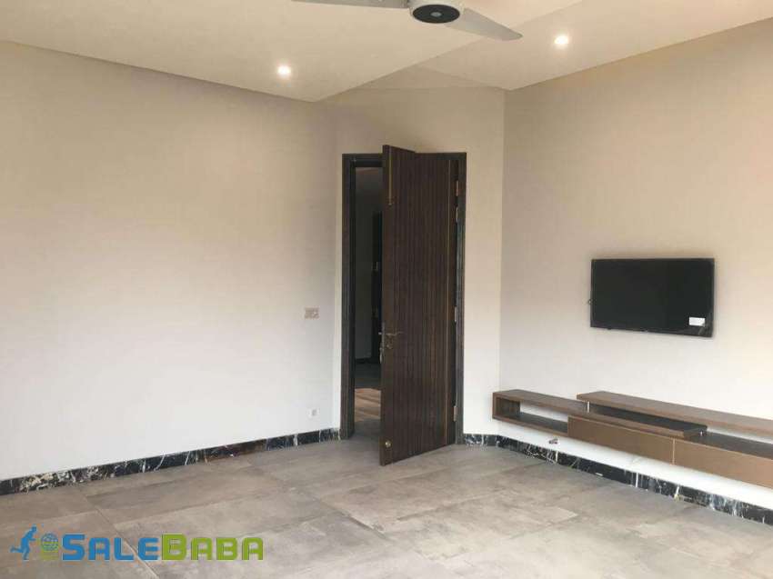 4 Bds  4 Ba  10 Marla 10 Marla House In DHA Defence DHA Phase 4, Lahore,
