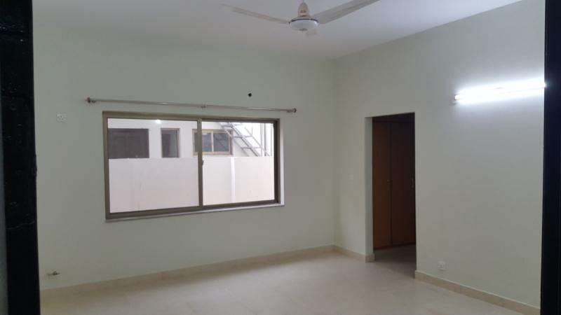 4 Bds  5 Ba  17 Marla 17 Marla 4 Bedrooms Brig House For Rent