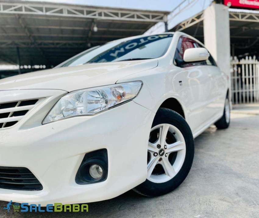 2013  94,000 km Toyota Gli 16 Auto 2013 Maulana Shaukat Ali Road, Lahore