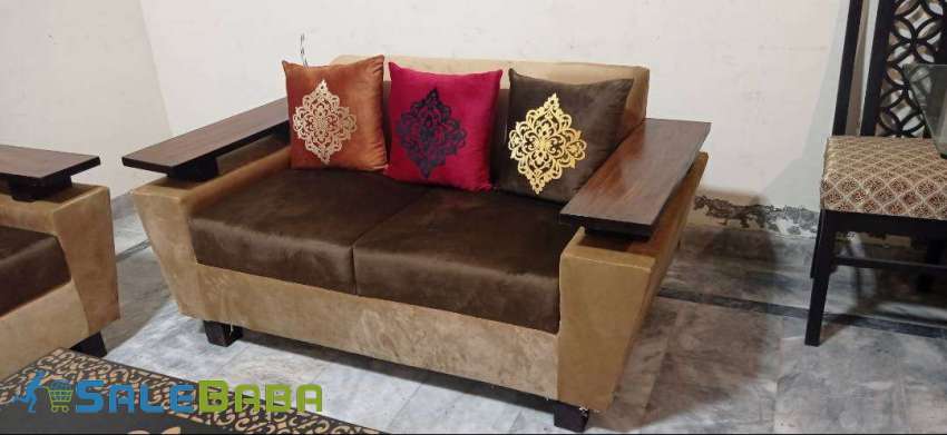 New style velevet sofa for sale Aitchison Society, Lahore, Punjab