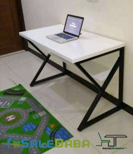 Computer and Laptop Tables Available GulshanEIqbal Block 11, Karachi, Sindh