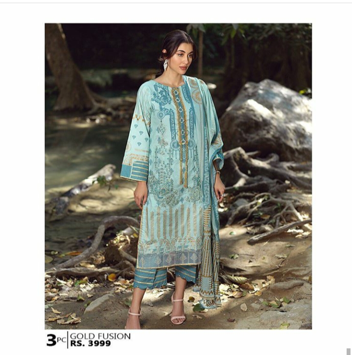 Ladies embroidered dress by ITTEHAD