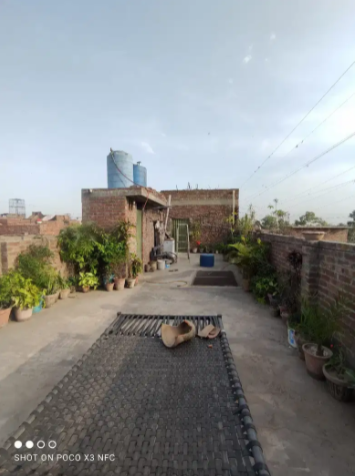 4 Marla triple story House Available for sale in Lahore