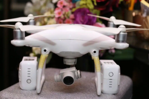 Dji Phantom 4 drone camera  with accessories for sale in Lahore