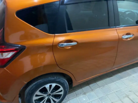 Nissan note 2017 Color golden brown Available for sale in Islamabad