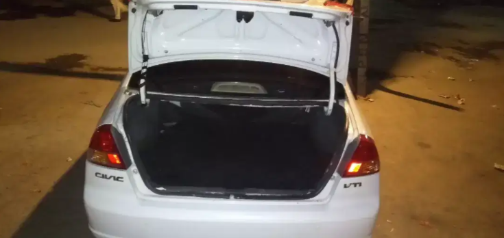 Honda Civic VTi Oriel in White color Available for sale in Lahore