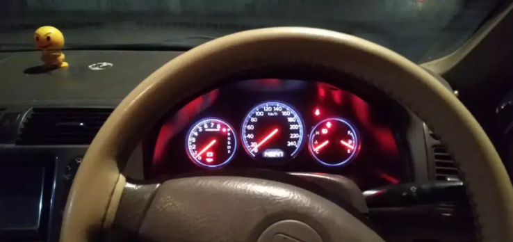 Honda Civic VTi Oriel in White color Available for sale in Lahore