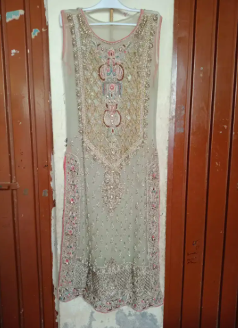 New women kameez with embroidery Available for sale in Multan