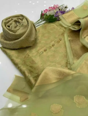 New Jacquard Organza 3pc dress Available for sale in Multan