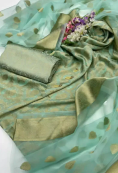 New Jacquard Organza 3pc dress Available for sale in Multan