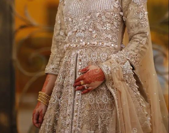 Wedding Dress Elegant Gold