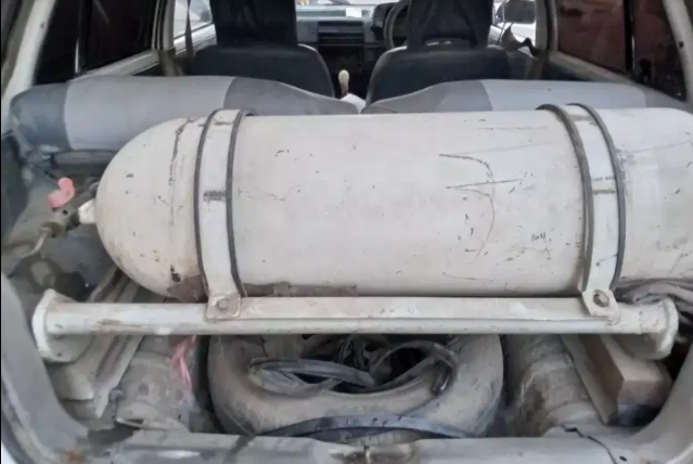 Suzuki Khyber 1989 white color car Available for sale