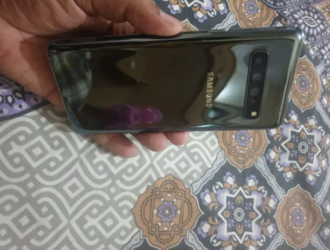 Samsung Galaxy S10 5G 8256 mobile available for sale