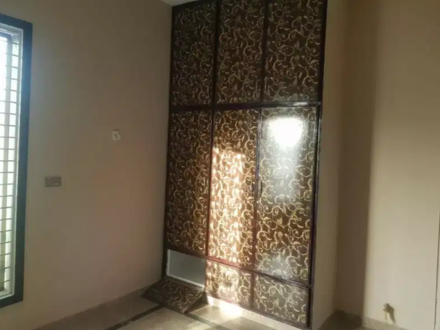 10 Marla upper story house for rent available in Bahawalpur