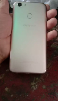 Oppo A71 Gold Color Mobile Available for Sale