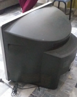 PHILIPS 29 Flat Screen TV Available for Sale in Karachi