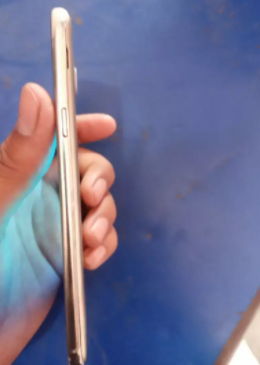 Samsung j7 mobile phone is available for sale