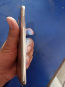 Samsung j7 mobile phone is available for sale