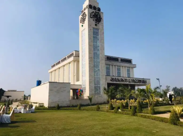 5 Marla Palm city plots on installments available for sale