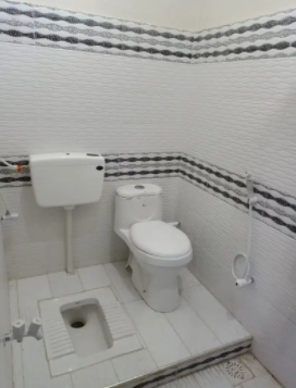 Luxury house for sale in Hassan Villas colony Vehari