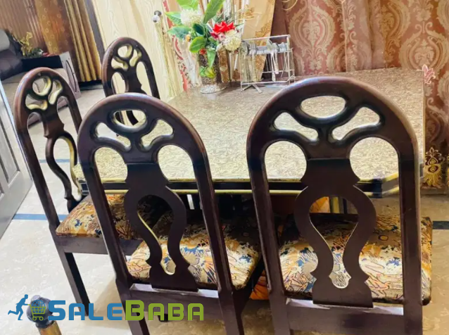 New Dining Table available for sale in Okara