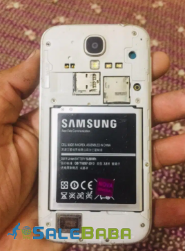 Samsung Galaxy S4 mobile phone is available for sale