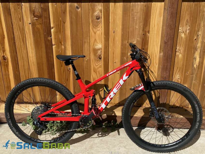 2021 Trek Supercaliber 98 XT