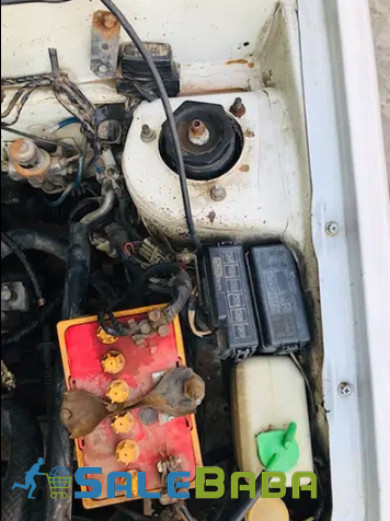 White Suzuki Cultus VXRi 2012 Car for Sale in Faisalabad