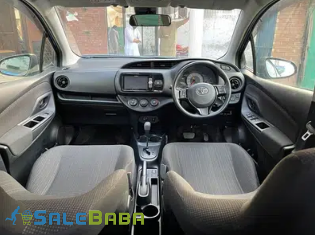 Blue Toyota VITZ 2018 for Sale in Lahore