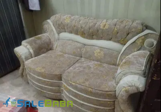 Beautiful Poshish Sofa for Sale in Faisalabad